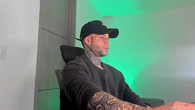 jamesleandros1 online show from 9, 5, 2026