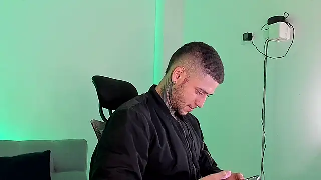  jamesleandros1 online show from 7, 7, 2026