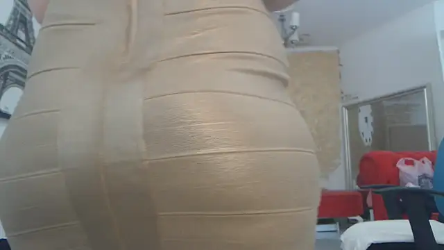 AnnaBellaLuckyXOXO online show from 20, 7, 2026
