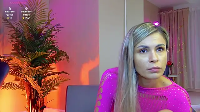 Avril Cyrus online show from 28, 10, 2025