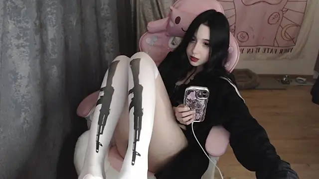 Holy420lolii online show from 22, 1, 2025