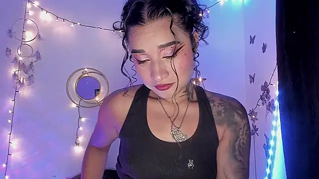 Snapshot of Eva_Lee_ chatting on 25, 2, 2025 Eva Lee  online show from 25, 2, 2025