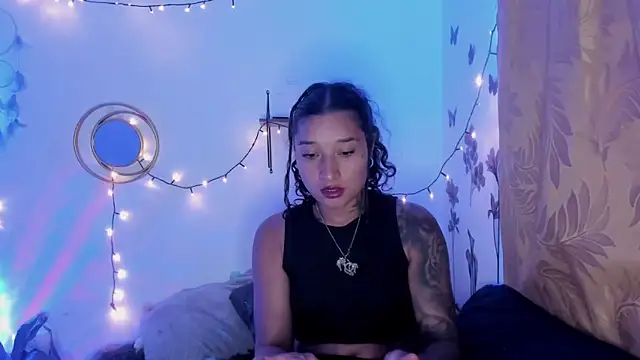 Snapshot of Eva_Lee_ chatting on 22, 3, 2025 Eva Lee  online show from 22, 3, 2025