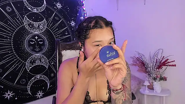 Eva Lee  online show from 13, 2, 2026