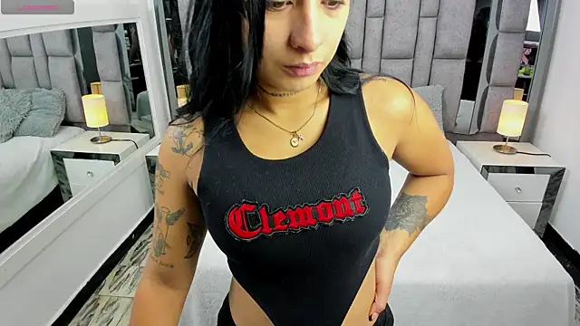 EMMAHILL1 online show from 16, 11, 2025