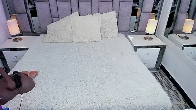 EMMAHILL1 online show from 18, 2, 2026