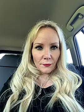 Snapshot of Sexual_Lovable_Doll chatting on 6, 4, 2026 Sexual Lovable Doll online show from 6, 4, 2026