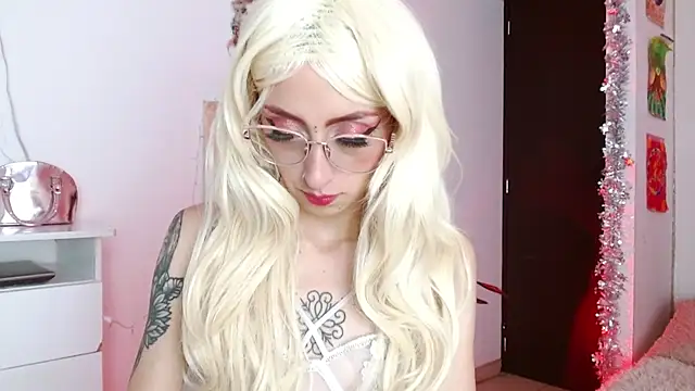 alisseallie online show from 10, 12, 2024