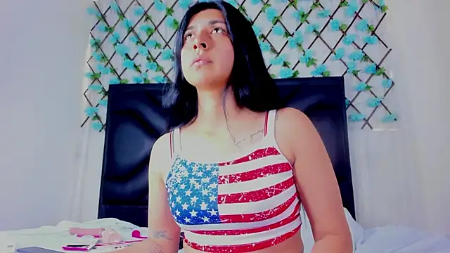 EmmaWilliamss online show from 23, 6, 2026