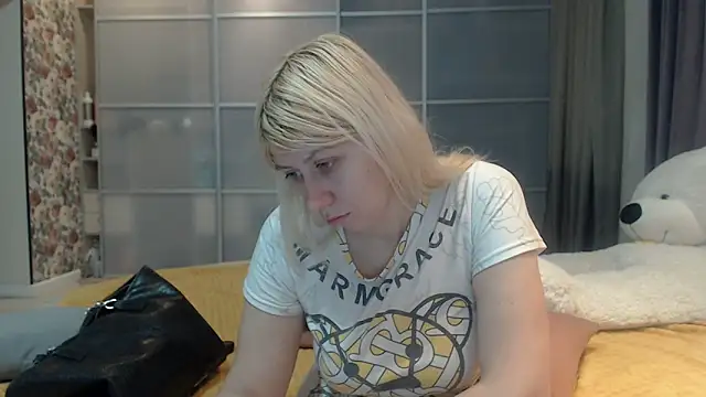 KyliePag online show from 4, 3, 2026