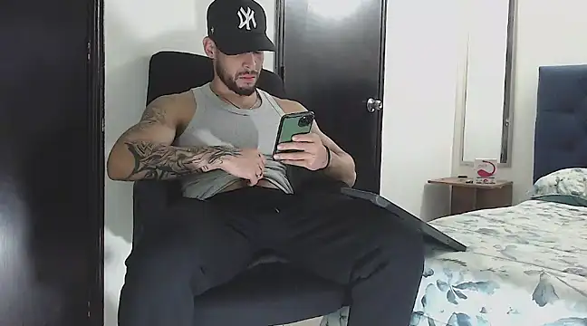 Snapshot of danielconor_26 chatting on 20, 12, 2024 danielconor 26 online show from 20, 12, 2024