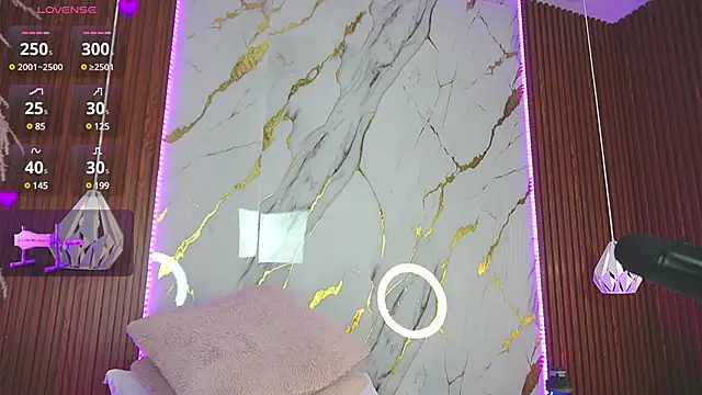 haylie  online show from 13, 1, 2025