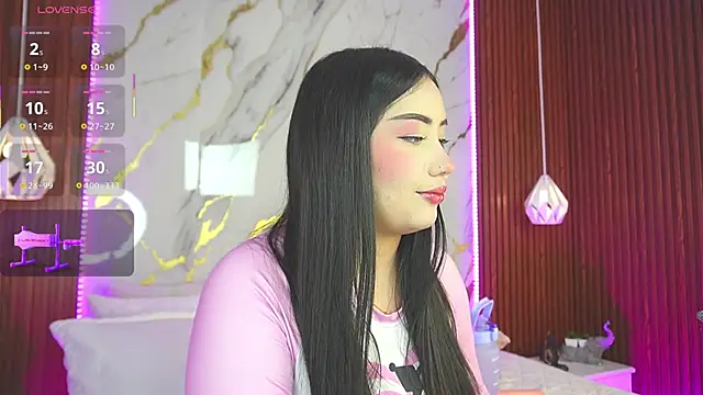 haylie  online show from 10, 2, 2025