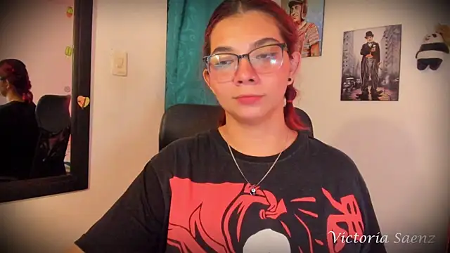 Snapshot of victoriaasaenz_ chatting on 3, 3, 2025 victoriaasaenz online show from 3, 3, 2025