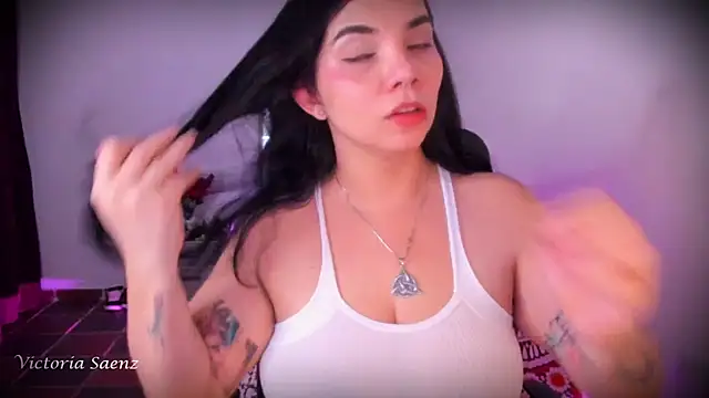 victoriaasaenz  online show from 6, 5, 2026