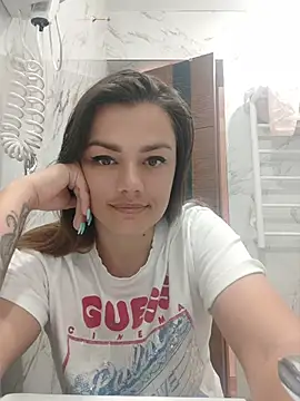 KrissSexi online show from 7, 7, 2026