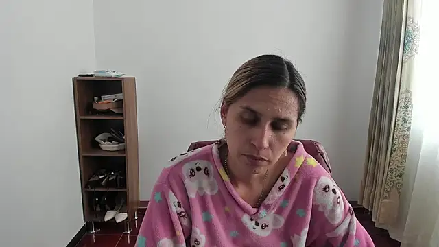 lauren ashlee online show from 22, 6, 2026