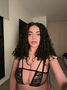 Mariecurl online show from 12, 2, 2026