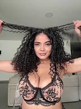 Mariecurl online show from 6, 5, 2026