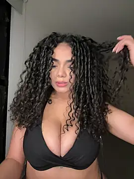 Mariecurl online show from 24, 7, 2026