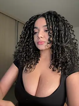 Mariecurl online show from 2, 8, 2026