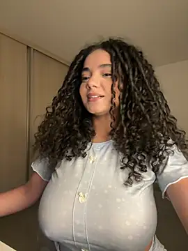Mariecurl online show from 5, 8, 2026