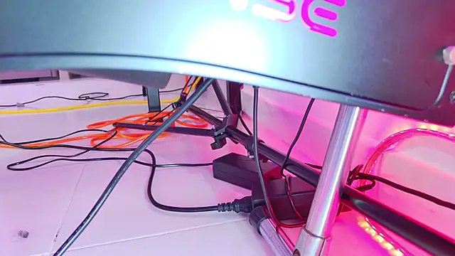 Snapshot of NathaxaLeans chatting on 7, 7, 2026 NathaxaLeans online show from 7, 7, 2026