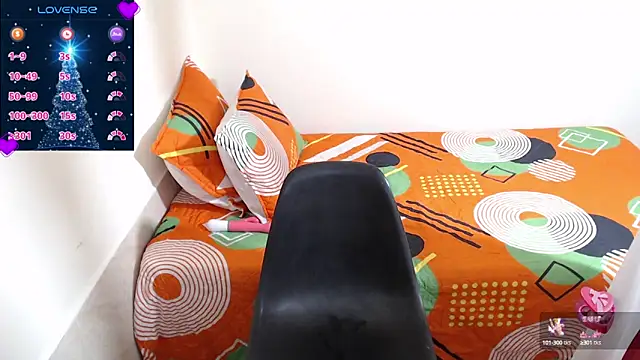 Dayanna 11 online show from 10, 12, 2024