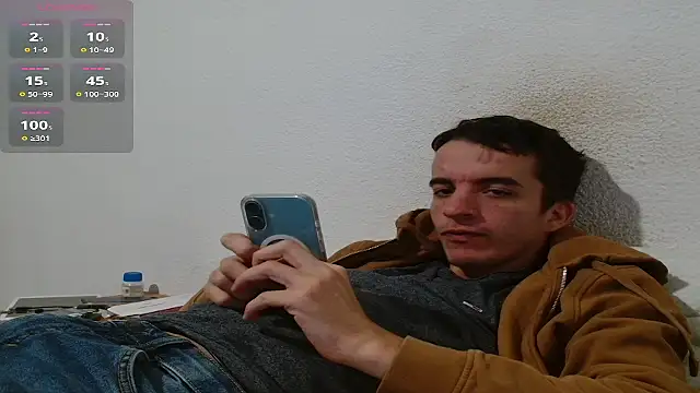 Snapshot of Tombgy07 chatting on 26, 9, 2025 Tombgy07 online show from 26, 9, 2025