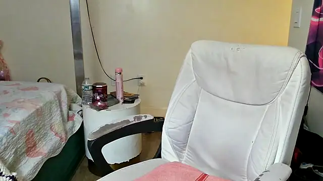 YasmineMinaj online show from 23, 11, 2025