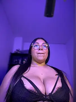 Soysofiarodrigu online show from 5, 3, 2025
