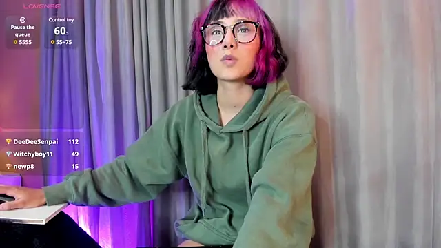 Snapshot of tati_cardenas chatting on 18, 3, 2025 tati cardenas online show from 18, 3, 2025