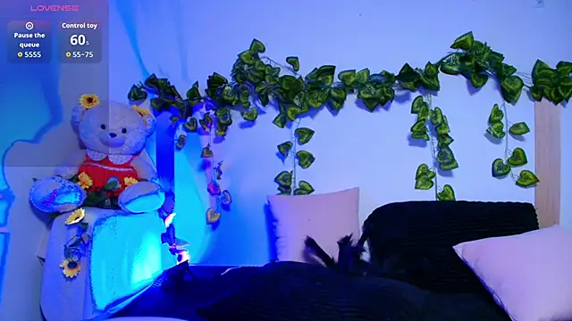 Snapshot of tati_cardenas chatting on 1, 12, 2025 tati cardenas online show from 1, 12, 2025