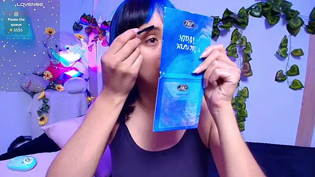 Snapshot of tati_cardenas chatting on 20, 12, 2025 tati cardenas online show from 20, 12, 2025