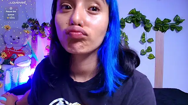 Snapshot of tati_cardenas chatting on 23, 12, 2025 tati cardenas online show from 23, 12, 2025