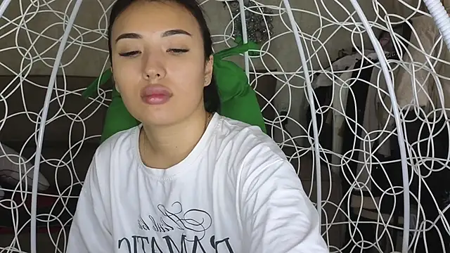 Snapshot of lily__foster chatting on 15, 10, 2025 lily foster online show from 15, 10, 2025