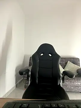 Megan lu2 online show from 8, 9, 2025