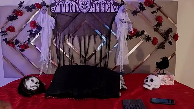 Raven foxter1 online show from 7, 10, 2025