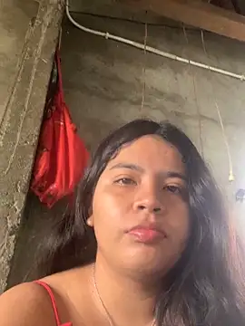 moncerrat luna online show from 12, 1, 2025