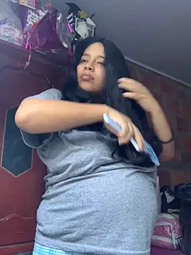 moncerrat luna online show from 28, 9, 2025