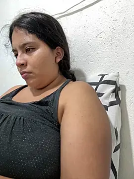 moncerrat luna online show from 12, 5, 2026