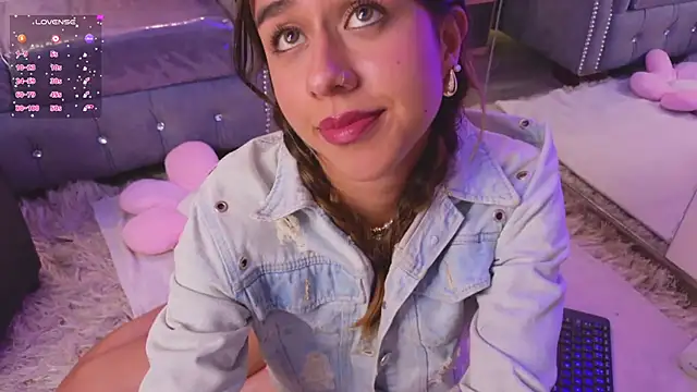 Emiily Scott1 online show from 3, 12, 2024