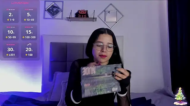 aliice walker  online show from 14, 1, 2025