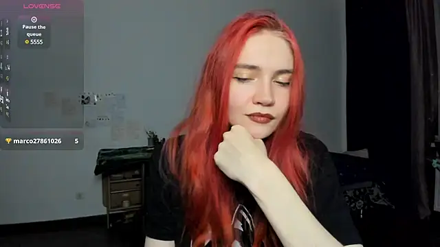 Snapshot of KitsuneRem chatting on 18, 1, 2025 KitsuneRem online show from 18, 1, 2025