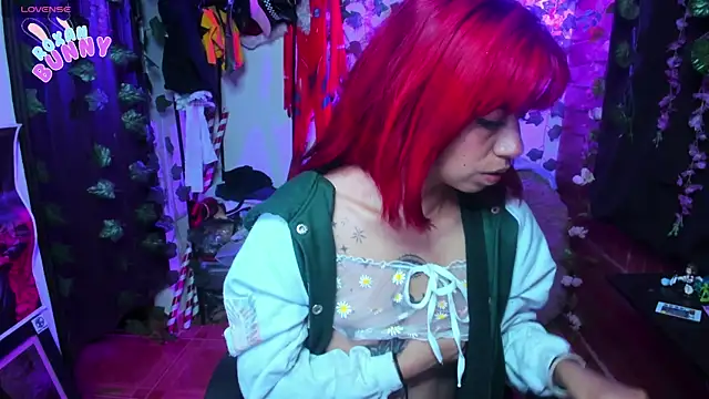 Roxanbunny1 online show from 4, 3, 2025