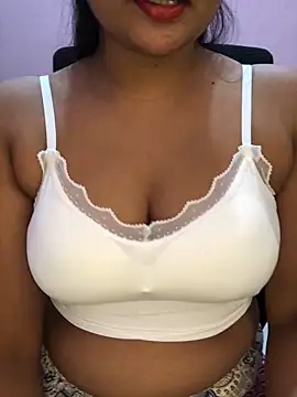 Rose Olivia online show from 29, 11, 2025