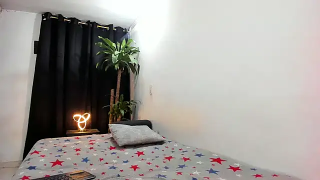 Lia-y-felipe online show from 6, 7, 2026