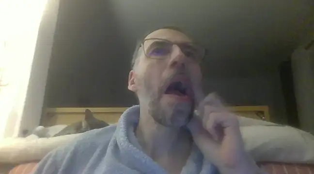 ptitcanard60600 online show from 11, 1, 2025