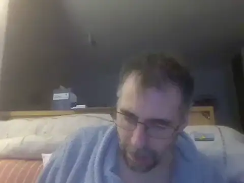 ptitcanard60600 online show from 8, 2, 2025