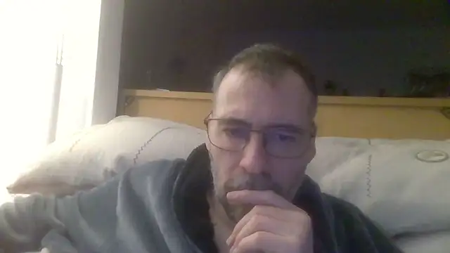 ptitcanard60600 online show from 16, 3, 2025